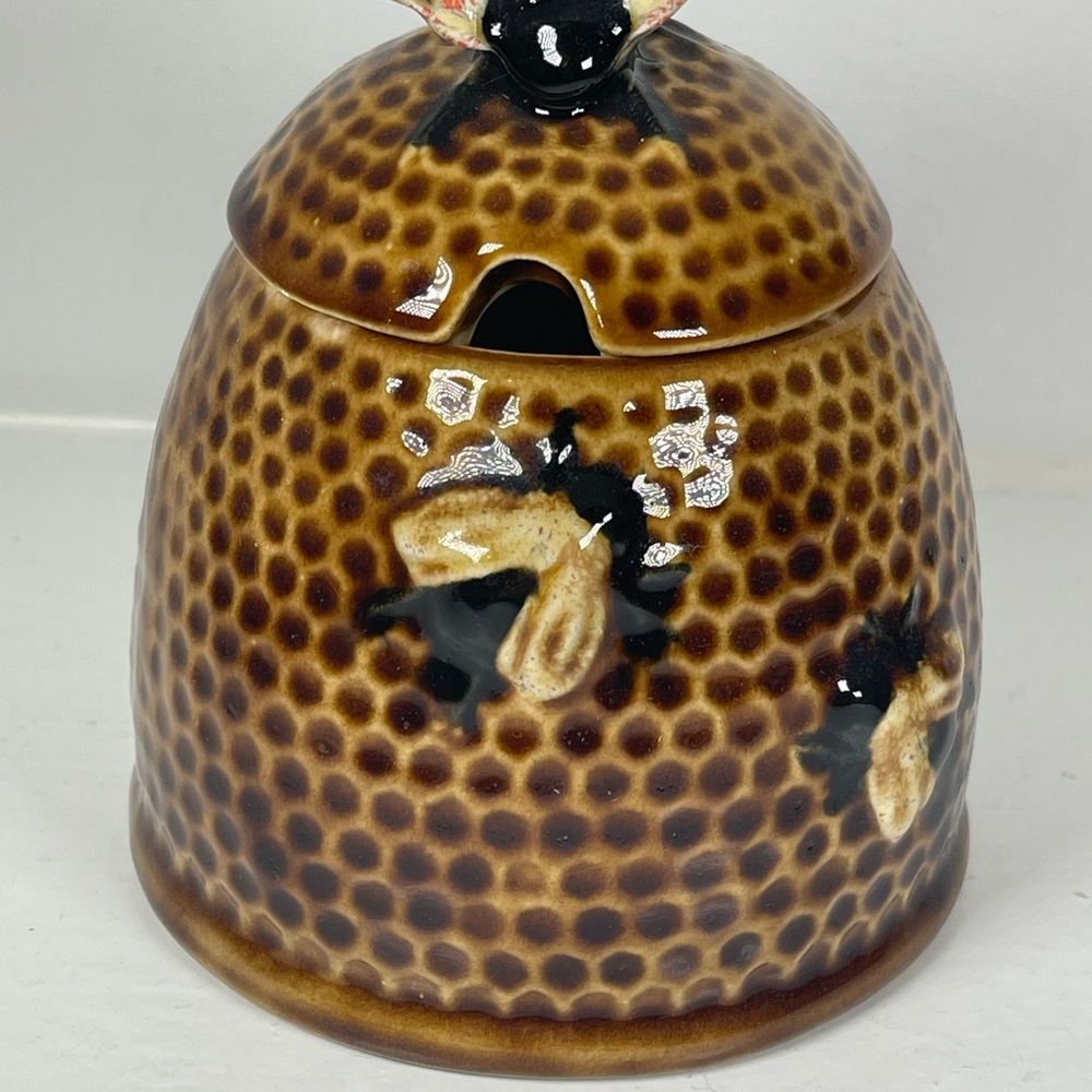 Vintage Arnel’s 1970s ceramic honey jar 2 piece bee top kitchen‎ honey comb jar